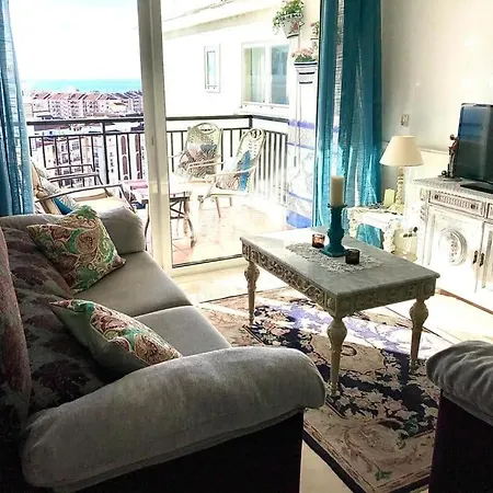 Appartement Cosy With Seaview, Pool And Close To Beach Fuengirola